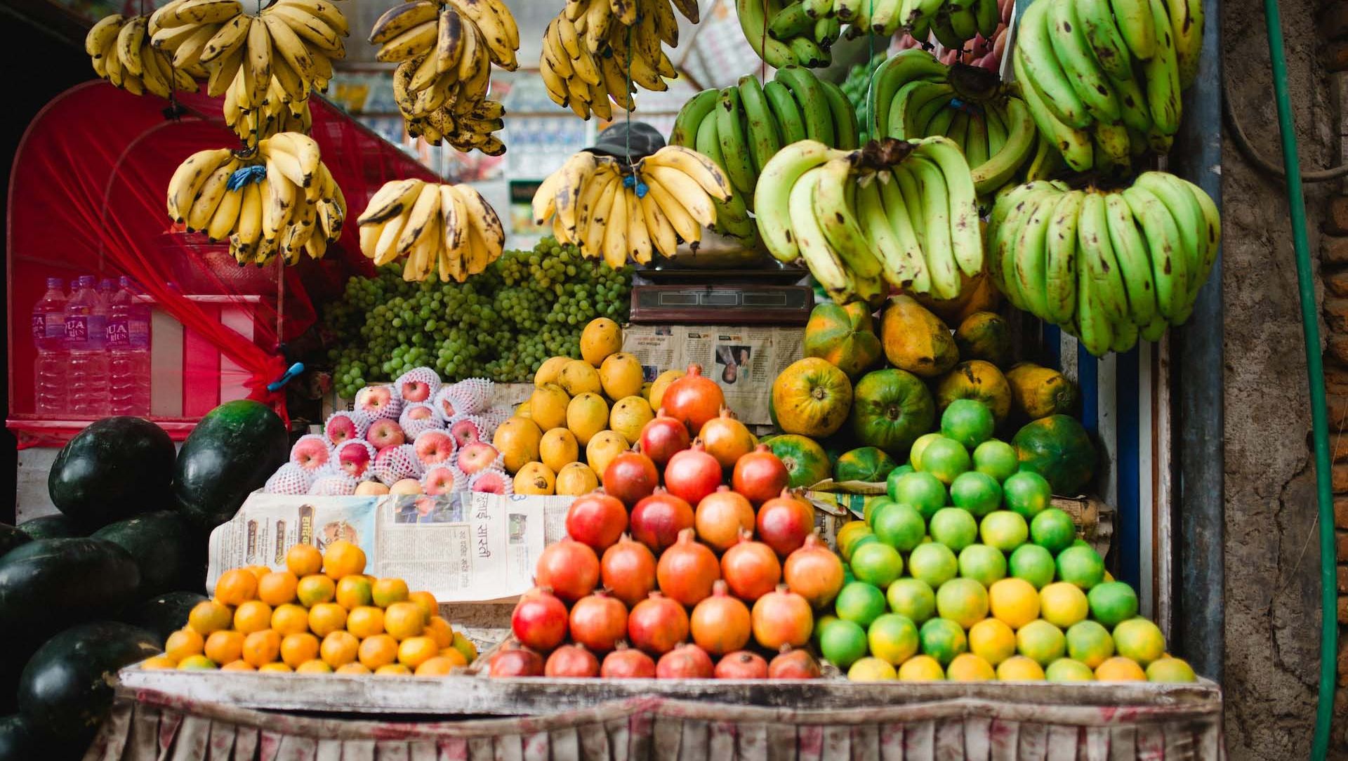 Bod med frukt i Nepal